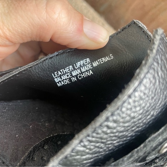 BOC BORN Women’s Black Leather Buckle Strap Slip On Clogs Shoe Size 6 - Picture 6 of 11